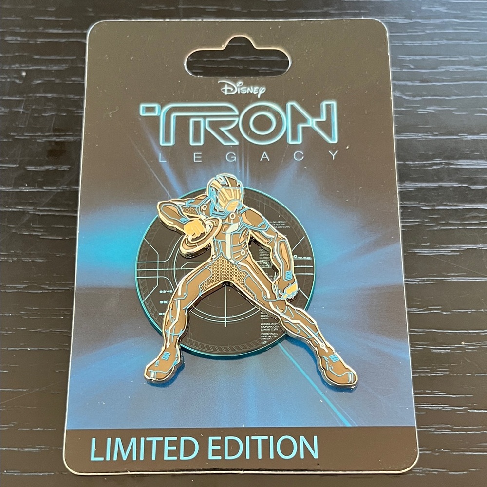 Disney Soda Fountain Tron Legacy -Sam Flynn Pin Limited Edition 300. (T-12)